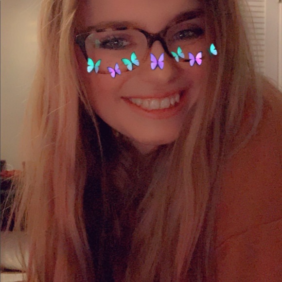 Meet Your Posher- Autumn - Picture 2 of 2